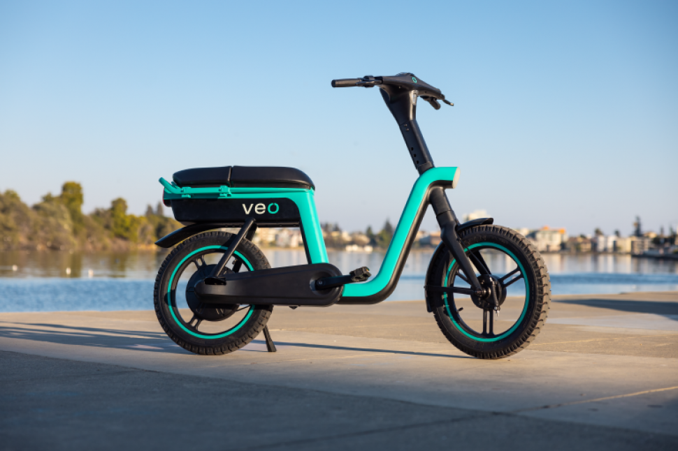 Veo Cosmo S - Seated Electric Scooter – Veo Shop