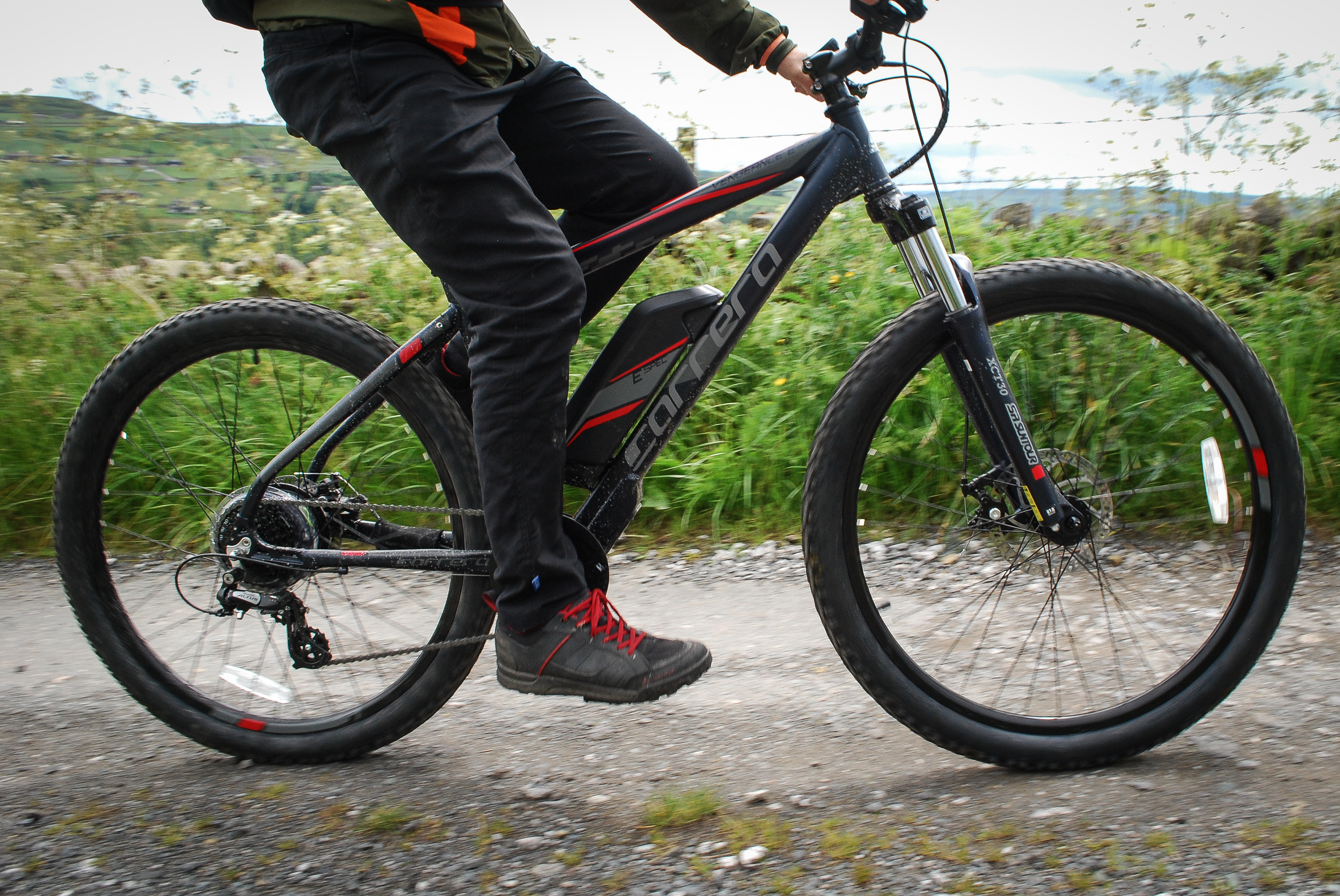 halfords electric mountain bikes